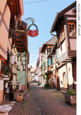 アルザス　エギスハイムの街並み 68778339