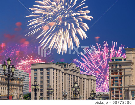 Fireworks over the building of the State Duma of the Federal Assembly of Russian Federation during Victory Day (WWII), Moscow, Russia 68778586
