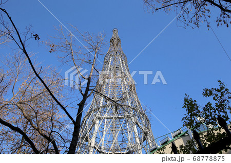 Shukhov radio tower or Shabolovka tower in Moscow, Russia 68778875