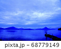 朝方の湖 68779149
