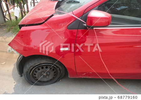 The car accident on a street 68779160