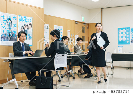 会社説明会の開催風景 68782714