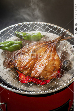 アジの干物 炭火焼 アジの干物 炭火焼 68785767