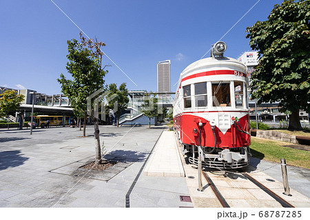 岐阜駅 北口駅前広場 名鉄モ510形（丸窓電車）モ513号の展示 68787285