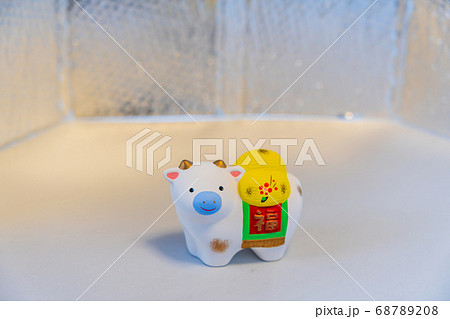 2021年干支　丑年　牛 68789208