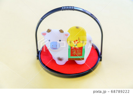 2021年干支　丑年　牛 68789222