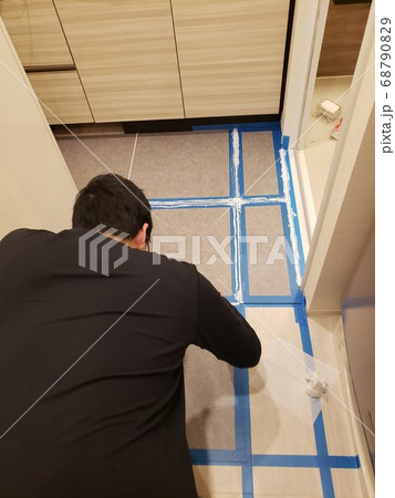 自宅洗面所床をタイルリフォームDIYで実施 自宅洗面所床をタイルリフォームDIYで実施 68790829
