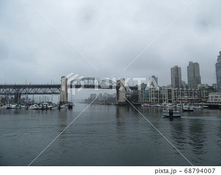 グランビル・アイランド 68794007