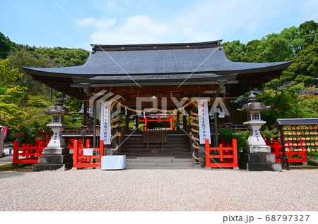 瀧田大社　 拝殿　風の神 68797327