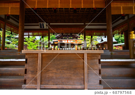 瀧田大社　 拝殿と本殿　風の神 68797568