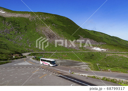 【北アルプス・立山】 室堂ターミナルと高原バス 【北アルプス・立山】 室堂ターミナルと高原バス 68799317