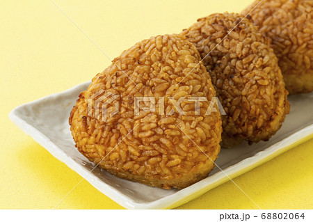 焼きおにぎり 68802064