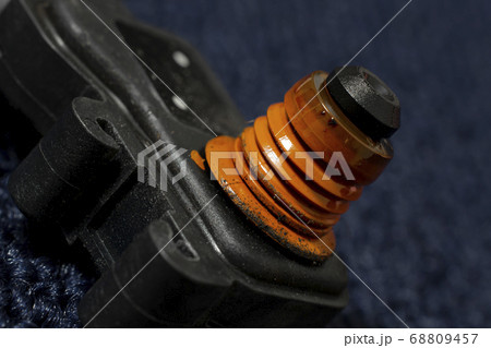 インテークマニホールド Mapセンサー インテークマニホールド Mapセンサー 68809457