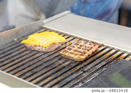Cheeseburger Grill Cheeseburger Grill 68813418