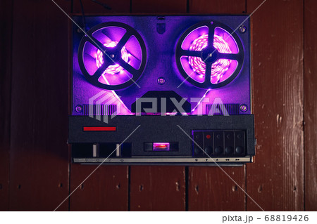 reel to reel audio tape recorder with purple led 68819426