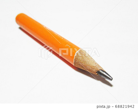 短い鉛筆 短い鉛筆 68821942