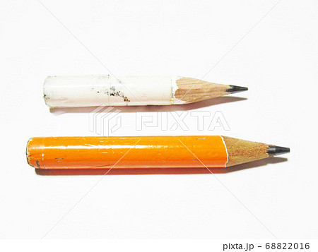 二本の鉛筆 68822016