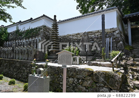 西教寺 明智一族の墓 大津市 西教寺 明智一族の墓 大津市 68822299