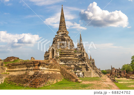 Ayutthaya Historical Park, Thailand 68824702