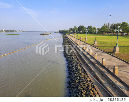 balustrade surrounding river for protection balustrade surrounding river for protection 68826126