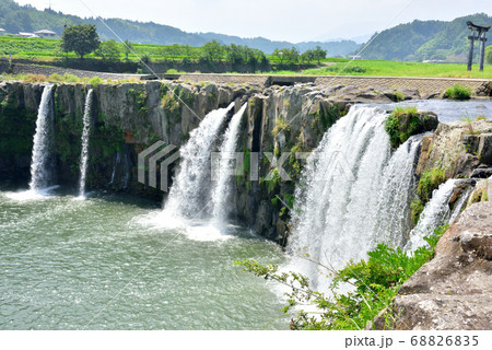 原尻の滝　東洋のナイアガラ　大分県豊後大野市緒方町原尻 68826835