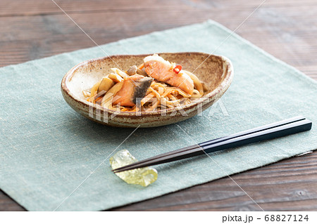 鮭の南蛮漬 68827124