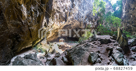Royal pavilion in Phraya Nakorn cave 68827459