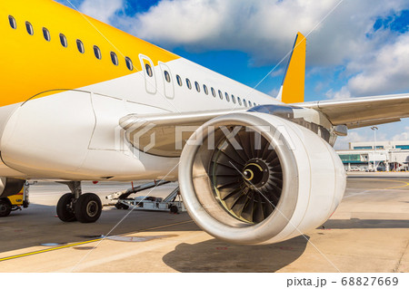 Airplane in Singapore 68827669