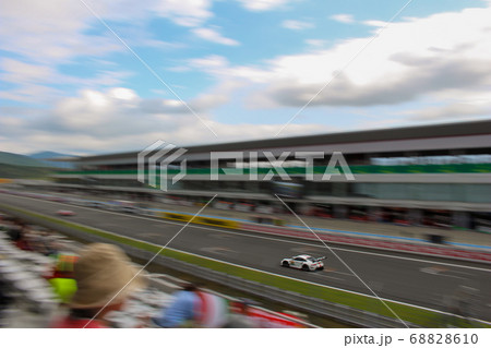WEC 富士スピードウェイ のメインストレート 68828610