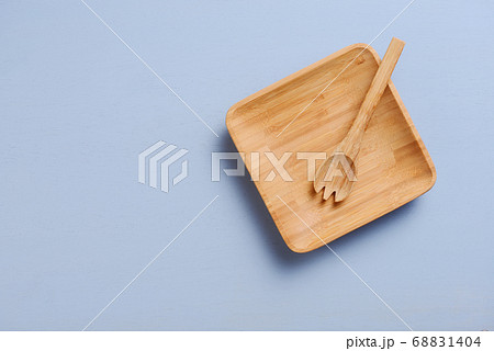 木皿　背景画像 68831404