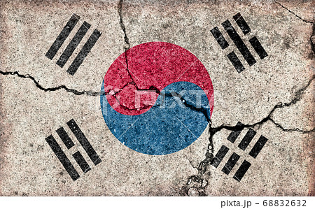 汚れた国旗イラスト ひび割れたコンクリートの壁 韓国 大韓民国のイラスト素材 6632