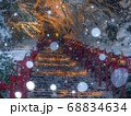 積雪日の貴船神社 68834634