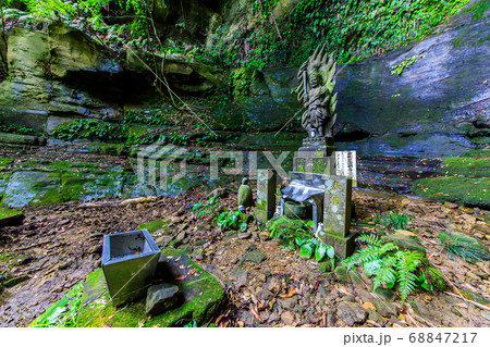 新緑の御橋観音　【長崎県佐世保市】 68847217