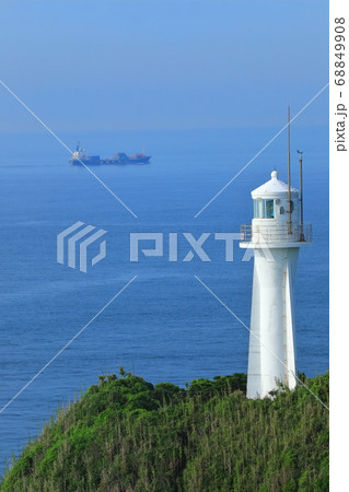 【高知県】晴天下の足摺岬灯台 【高知県】晴天下の足摺岬灯台 68849908