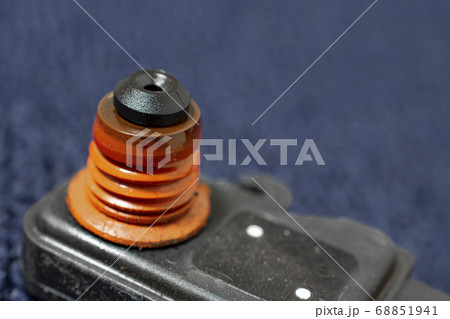 インテークマニホールド　Mapセンサー 68851941