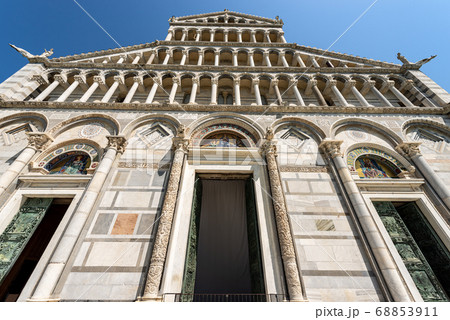 Pisa Cathedral in Tuscany Italy - Duomo di Santa Maria Assunta Pisa Cathedral in Tuscany Italy - Duomo di Santa Maria Assunta 68853911