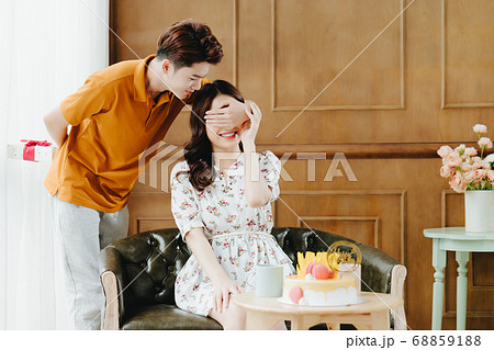 Birthday celebration 68859188