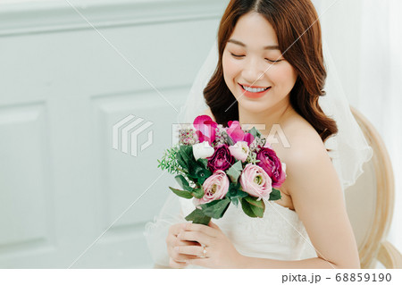Happy Bride Happy Bride 68859190