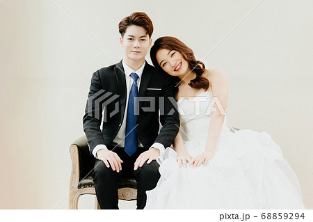 Happy Wedding 68859294