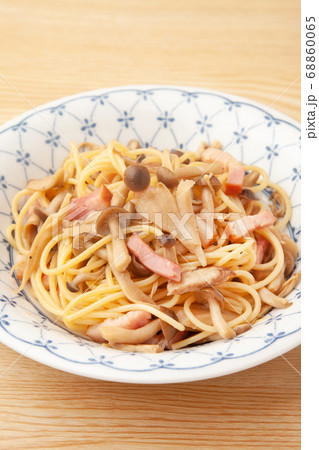 キノコスパゲッティ 68860065