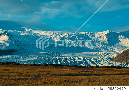 Incredible Icelandic landscapes. Snow-capped Incredible Icelandic landscapes. Snow-capped 68860449