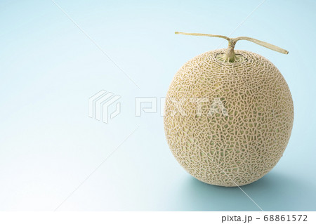 メロン 夏の果物 68861572