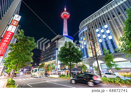 《京都府》京都駅前・中心街の夜景 68872741