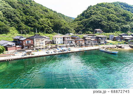 夏の脇川漁港の風景　新潟県村上市 68872745