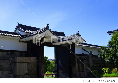 大阪城　大手門（重要文化財） 68876469
