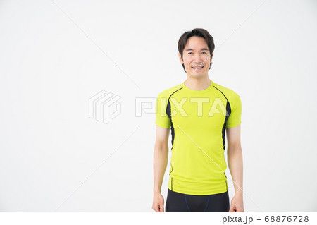 ミドル男性　フィットネスイメージ 68876728