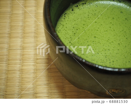 薄茶　樂茶碗 68881530