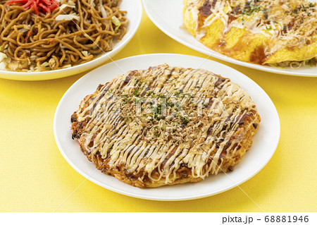 粉物（焼きそば　豚平焼き　お好み焼き） 68881946