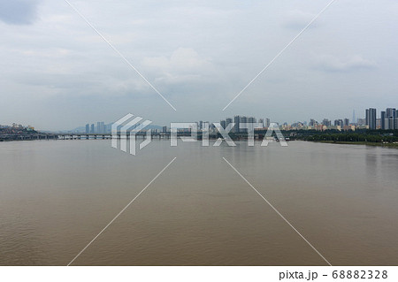 ソウル 漢江 都市 68882328