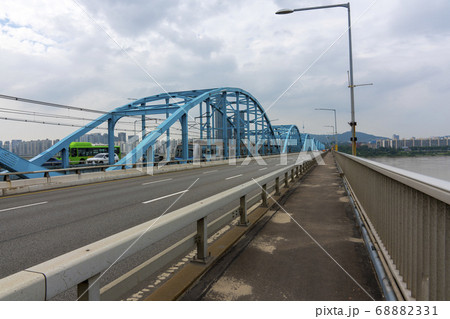 ソウル 動作大橋 道路 68882331